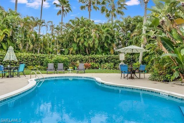 4290 Gulfstream DR # 4, NAPLES FL 34112