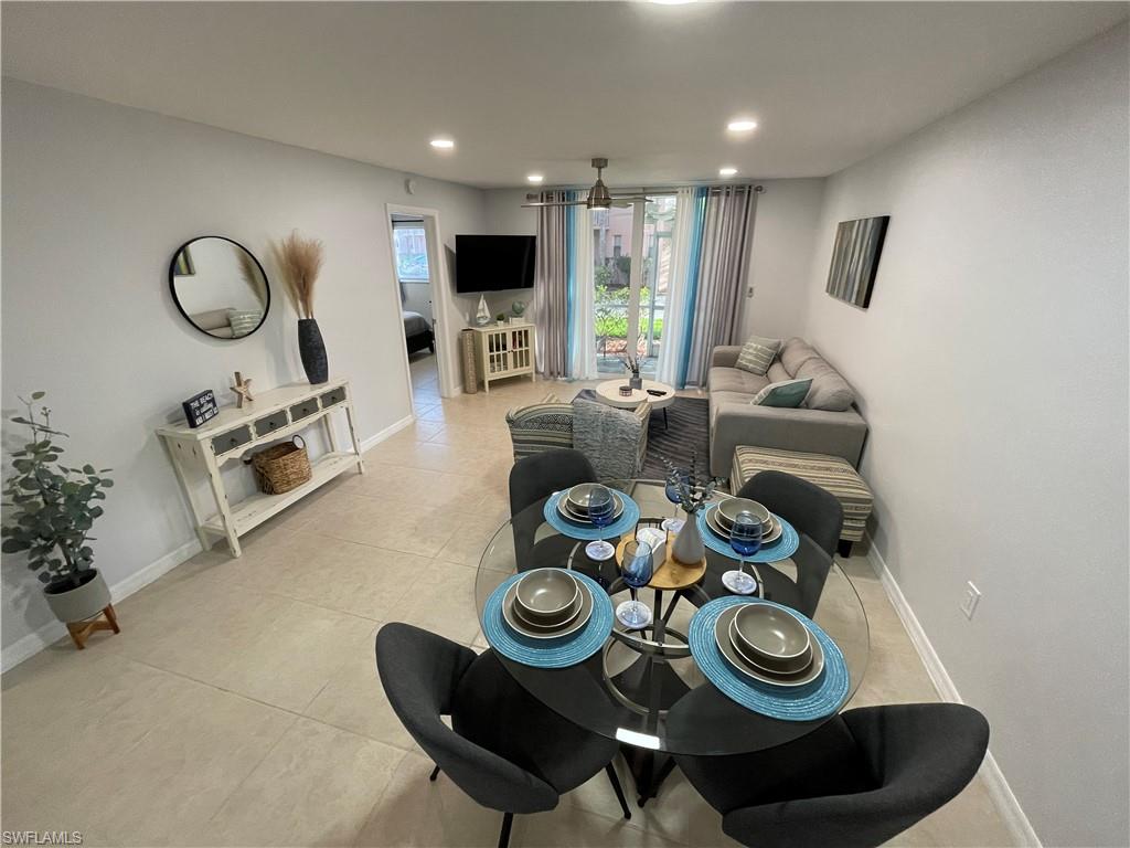 170 Turtle Lake CT # 103, NAPLES FL 34105