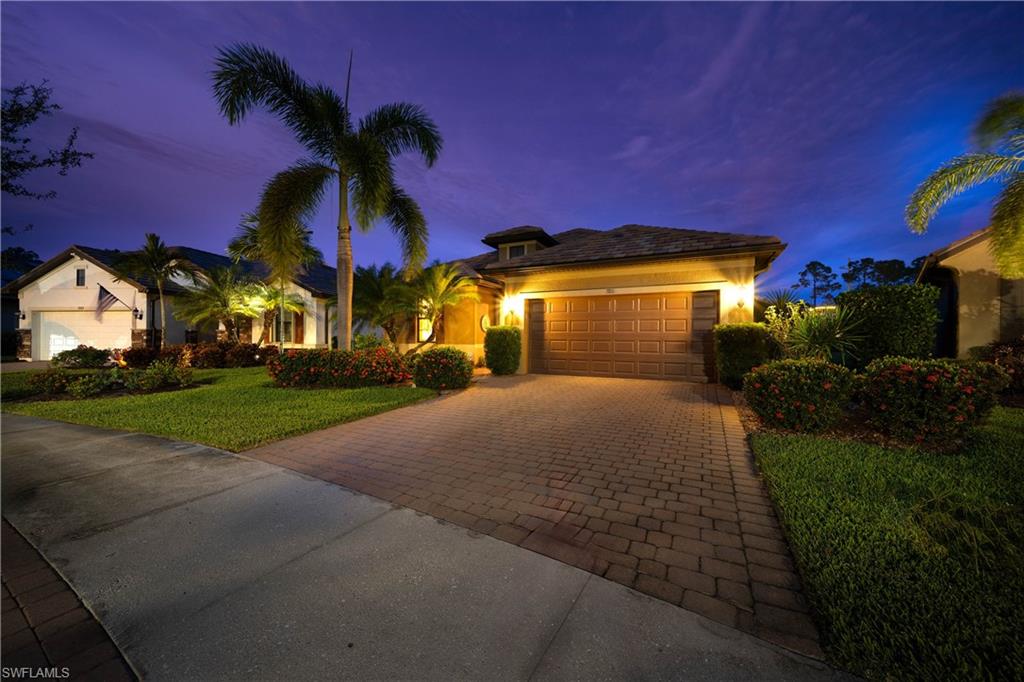 7211 Live Oak DR, NAPLES FL 34114