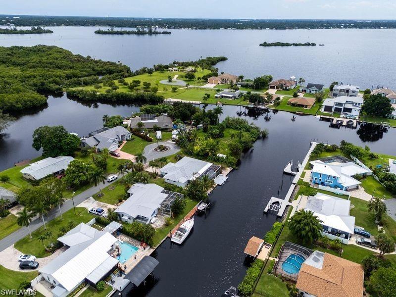 2153 Channel WAY W, NORTH FORT MYERS FL 33917