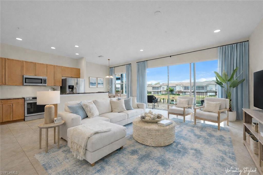 21536 Taft CT # 203, ESTERO FL 33928