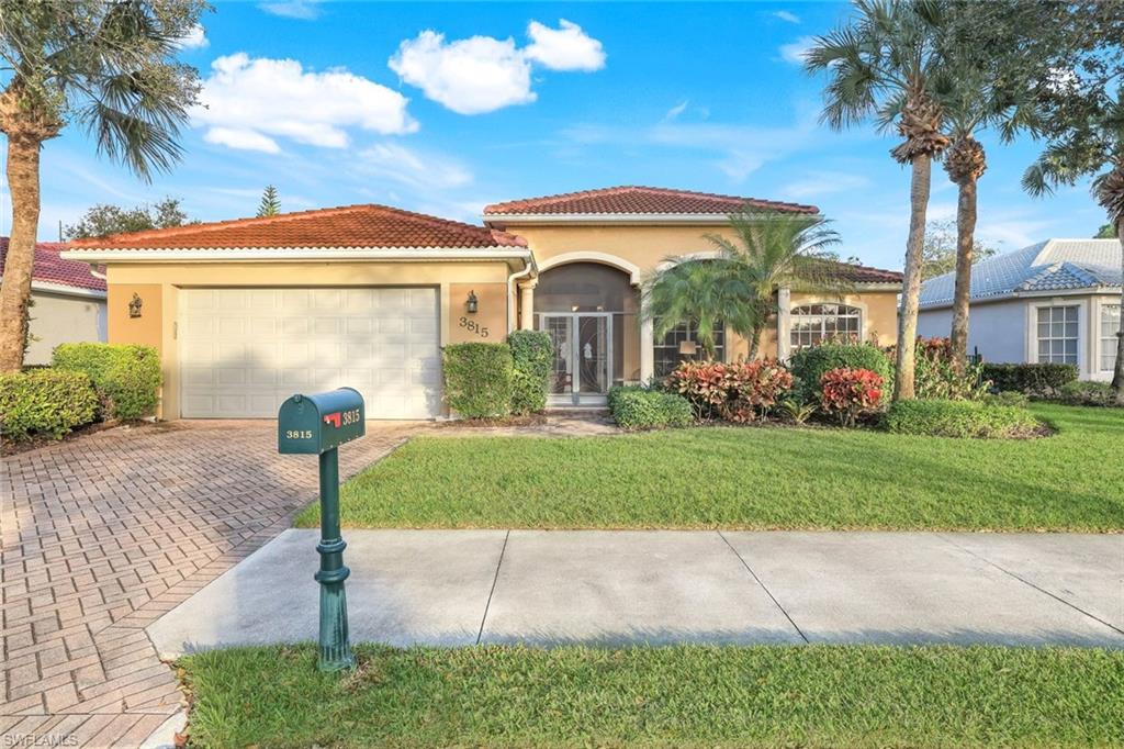 3815 Recreation LN, NAPLES FL 34116