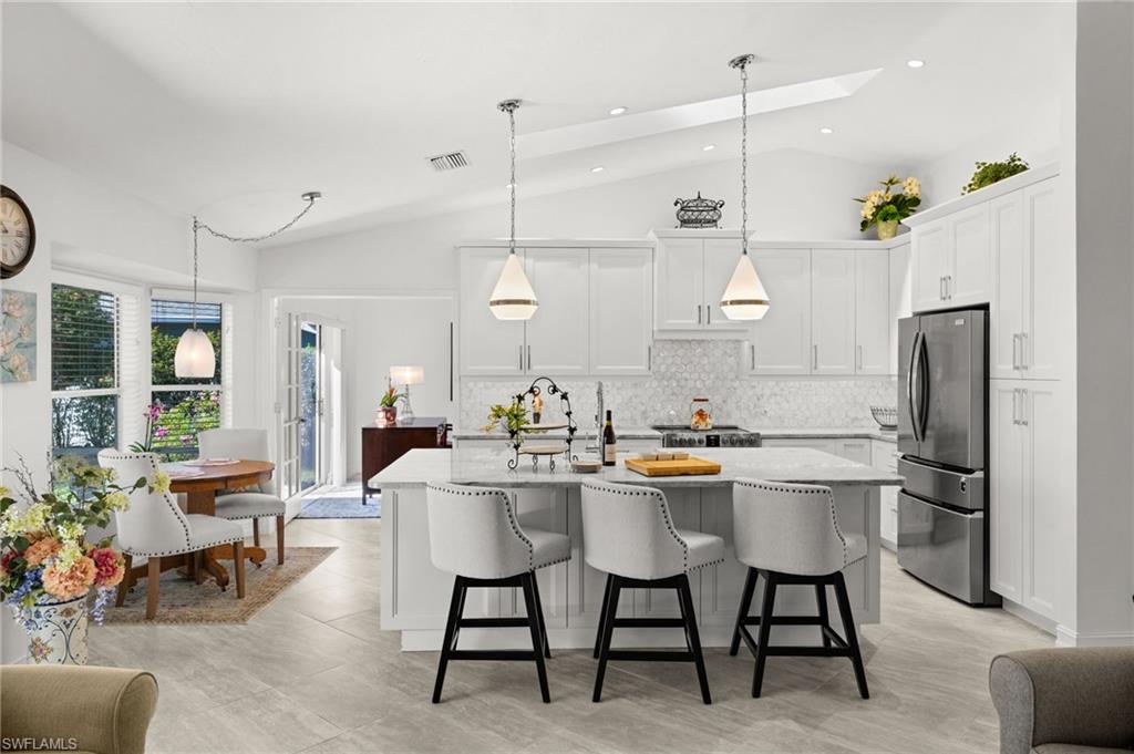 945 Moon Lake DR, NAPLES FL 34104