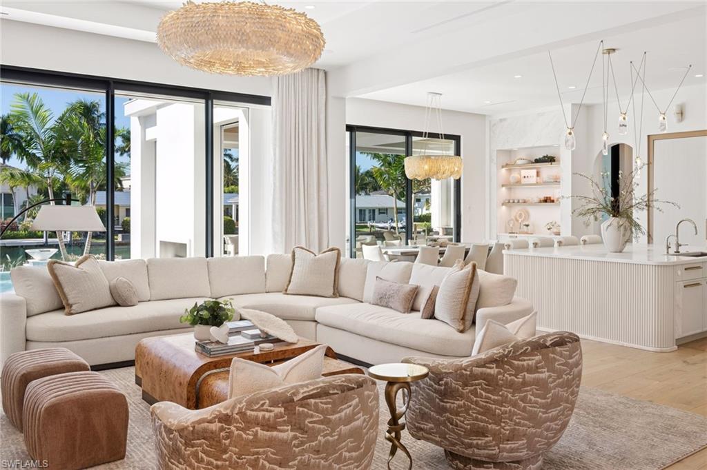 1990 7th ST S, NAPLES FL 34102