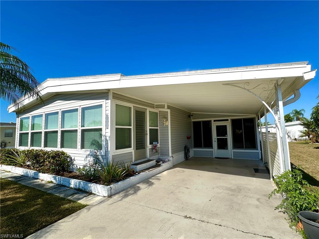 26273 Colony RD, BONITA SPRINGS FL 34135