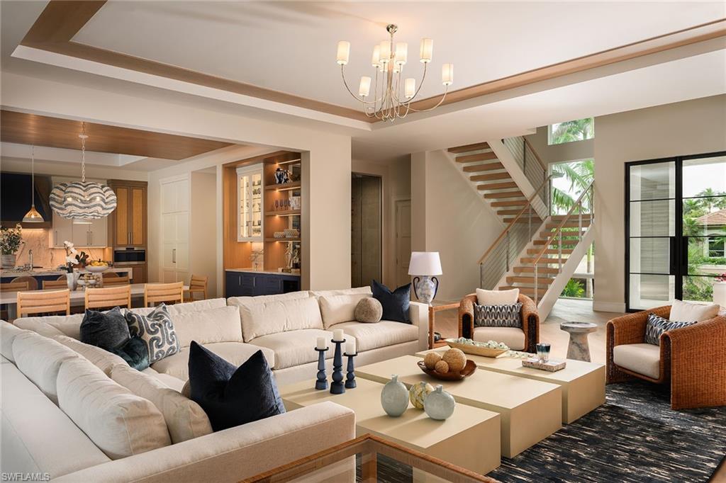 405 Putter Point DR, NAPLES FL 34103