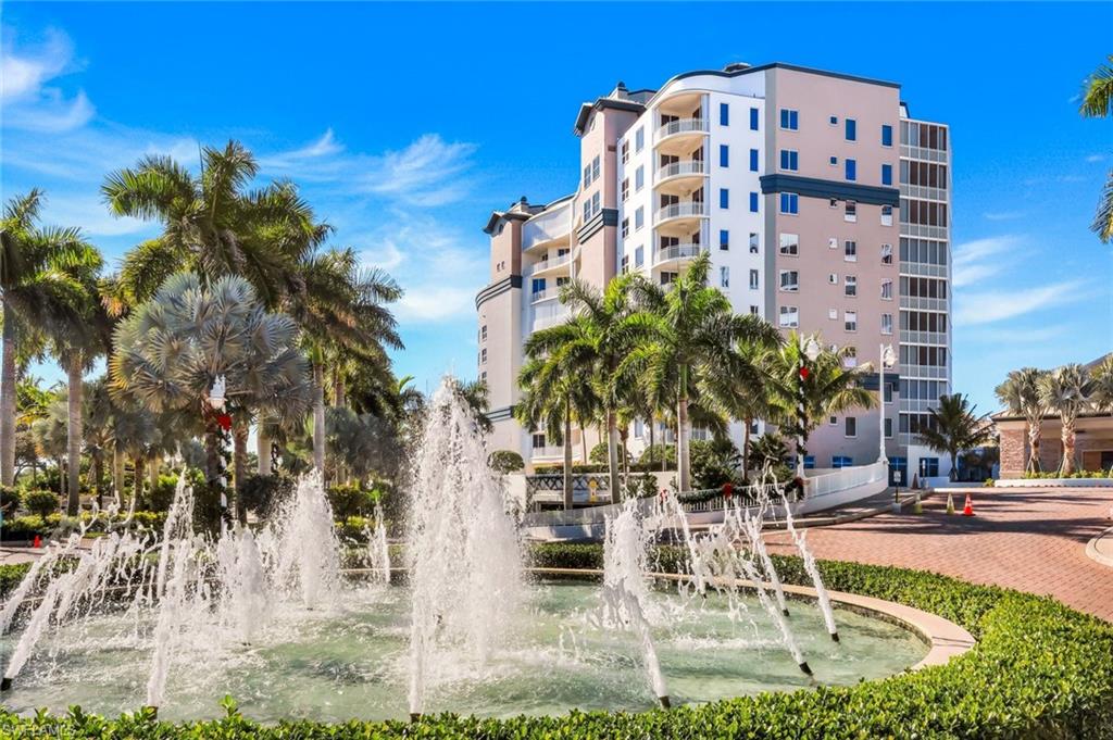 13665 Vanderbilt DR # 301, NAPLES FL 34110