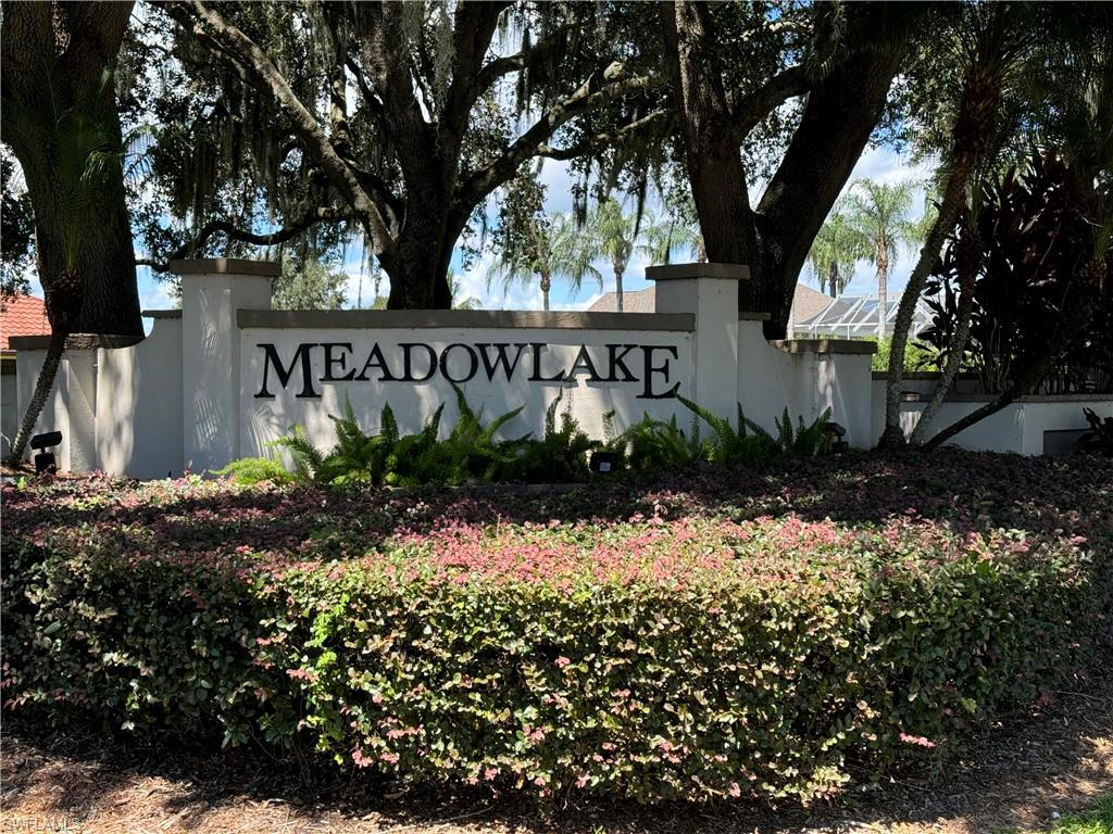 13 Meadowlake CIR S, LAKE PLACID FL 33852