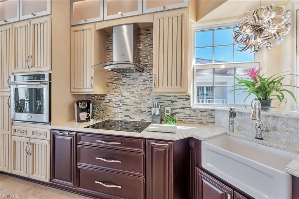 1717 Gulfstar DR S # 204, NAPLES FL 34112