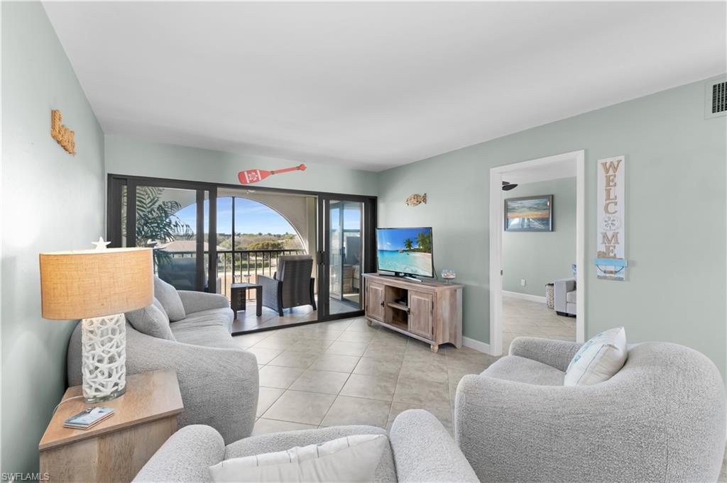 1012 Anglers CV # D507, MARCO ISLAND FL 34145