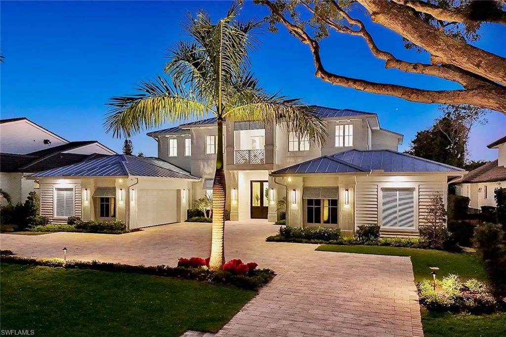 788 Riviera DR, NAPLES FL 34103