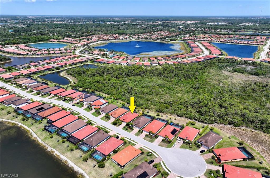 1608 Vizcaya LN, NAPLES FL 34113