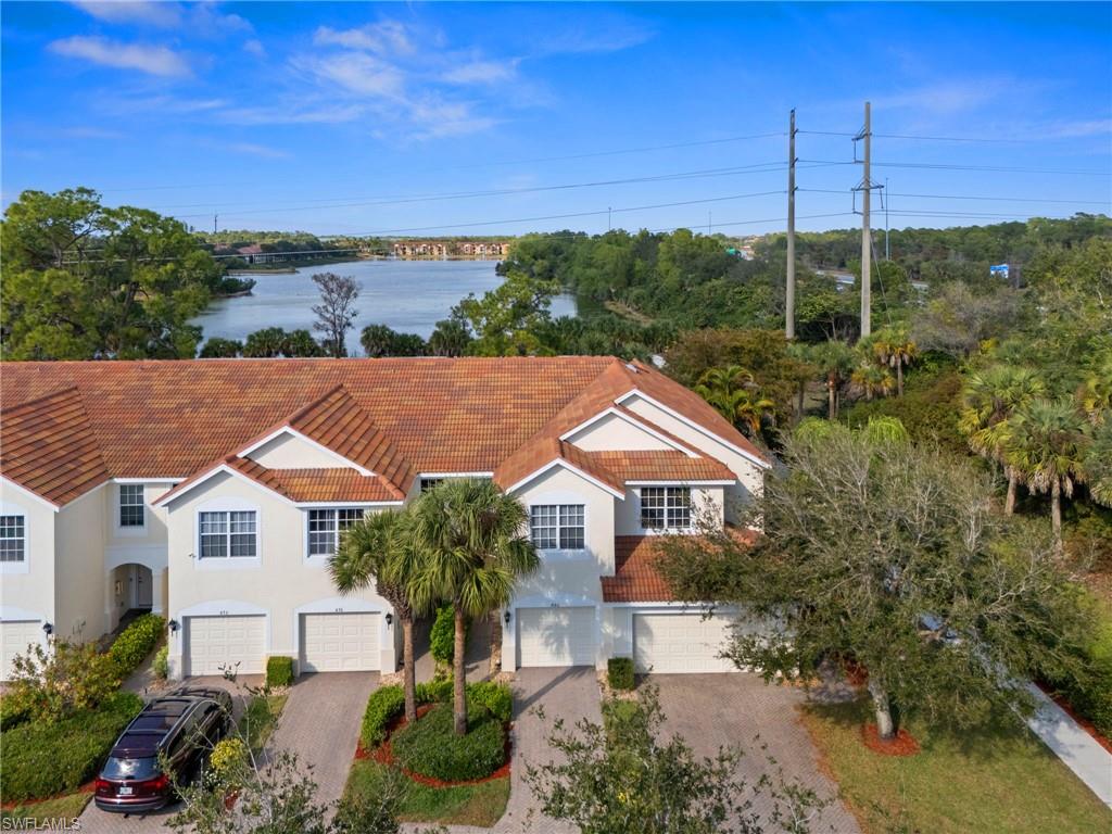 880 Hampton CIR # 160, NAPLES FL 34105