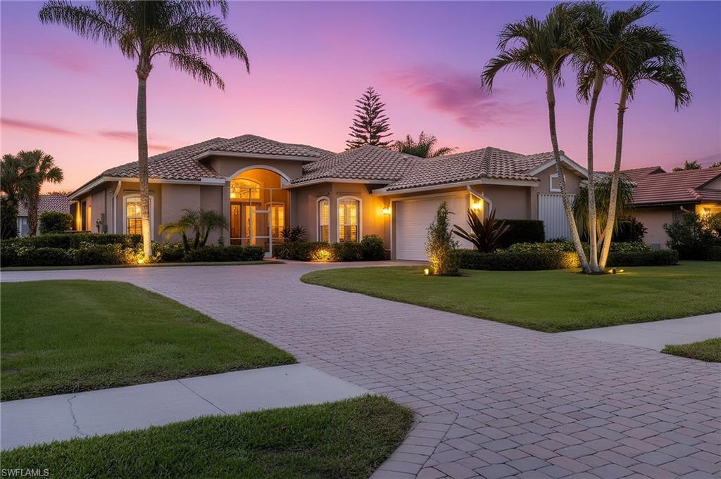 3733 Royal Wood BLVD