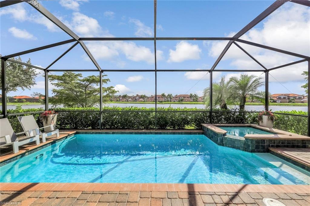 1603 Santiago CIR, NAPLES FL 34113