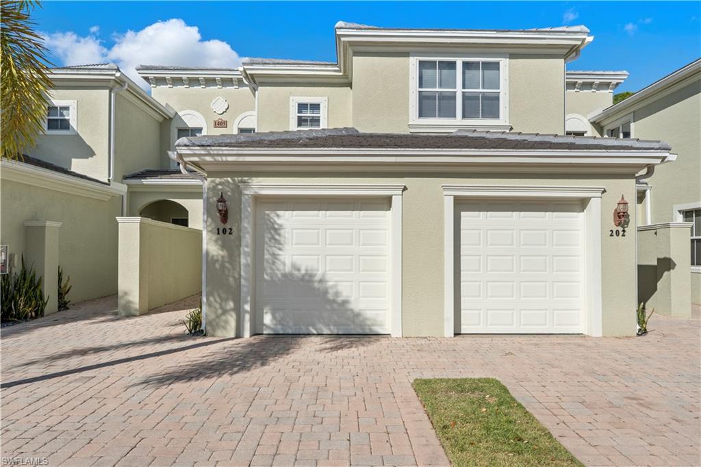 1405 Mariposa CIR # 102, NAPLES FL 34105