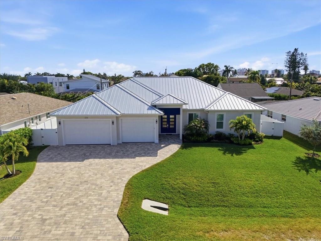 526 104th AVE N, NAPLES FL 34108