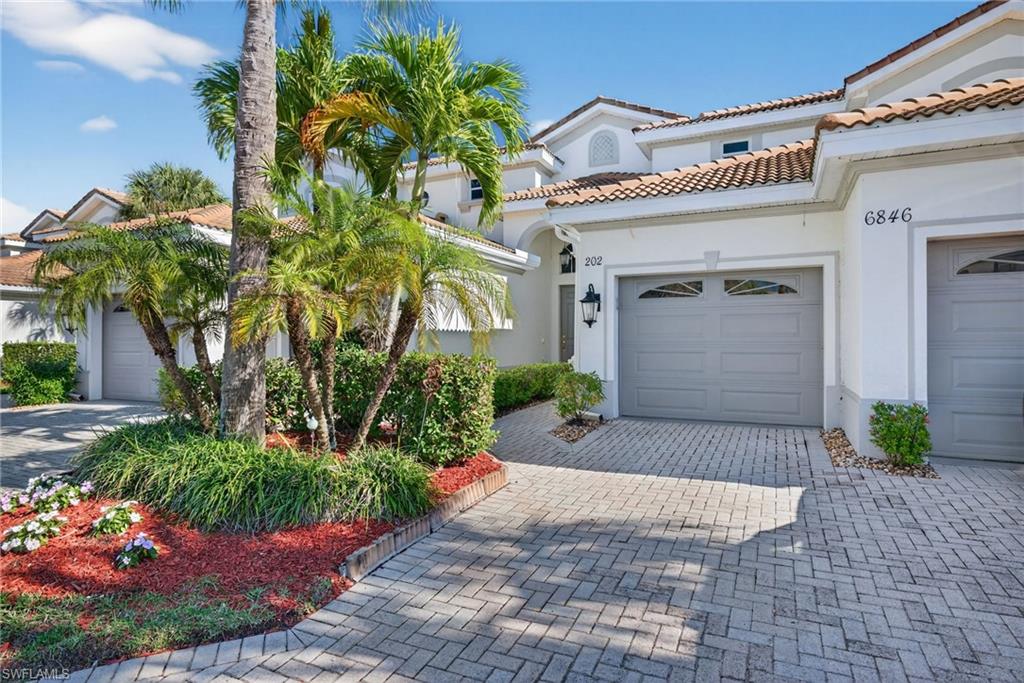 6846 Sterling Greens DR # 202, NAPLES FL 34104