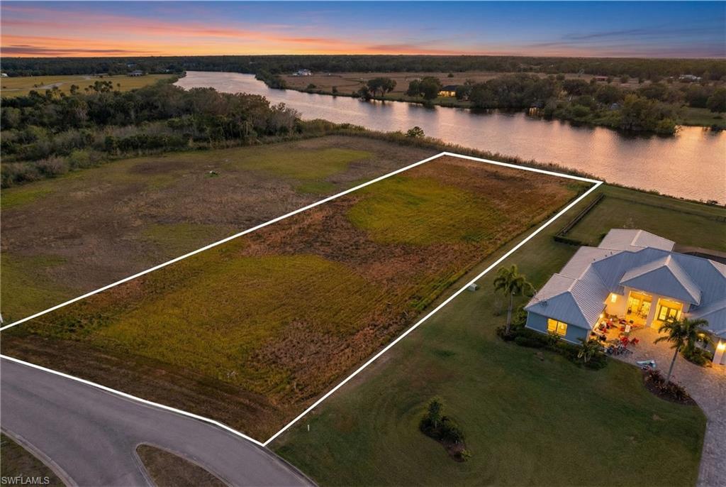 2110 Silk Bay BLVD, ALVA FL 33920