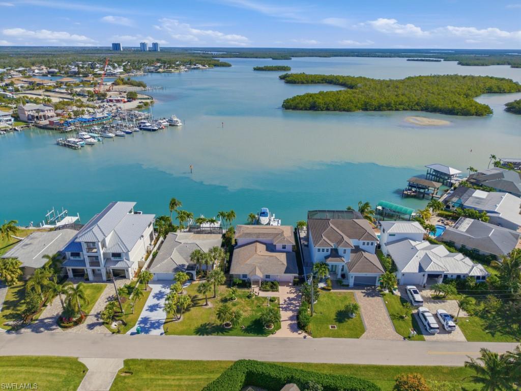 141 Pago Pago DR E, NAPLES FL 34113