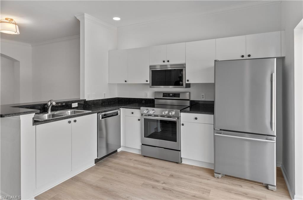 3281 Lindsey LN # 55, NAPLES FL 34109