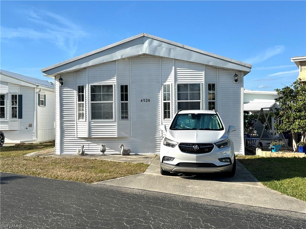 4520 Candlestick CT E, ESTERO FL 33928