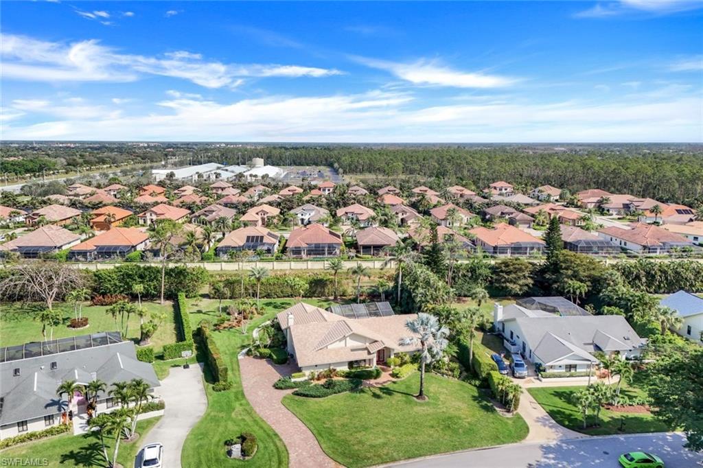 1933 Empress CT, NAPLES FL 34110