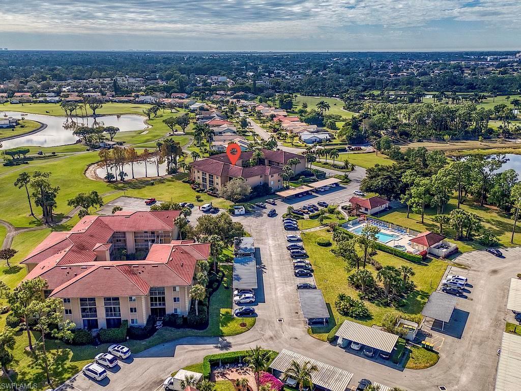 1075 Foxfire LN # 203, NAPLES FL 34104