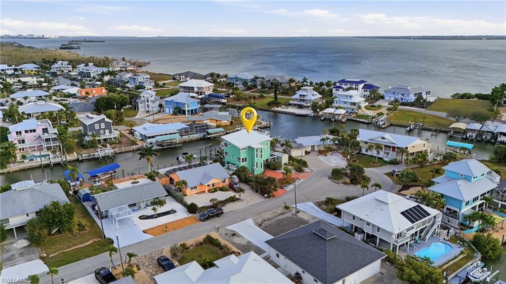 2300 Sycamore ST, ST. JAMES CITY FL 33956