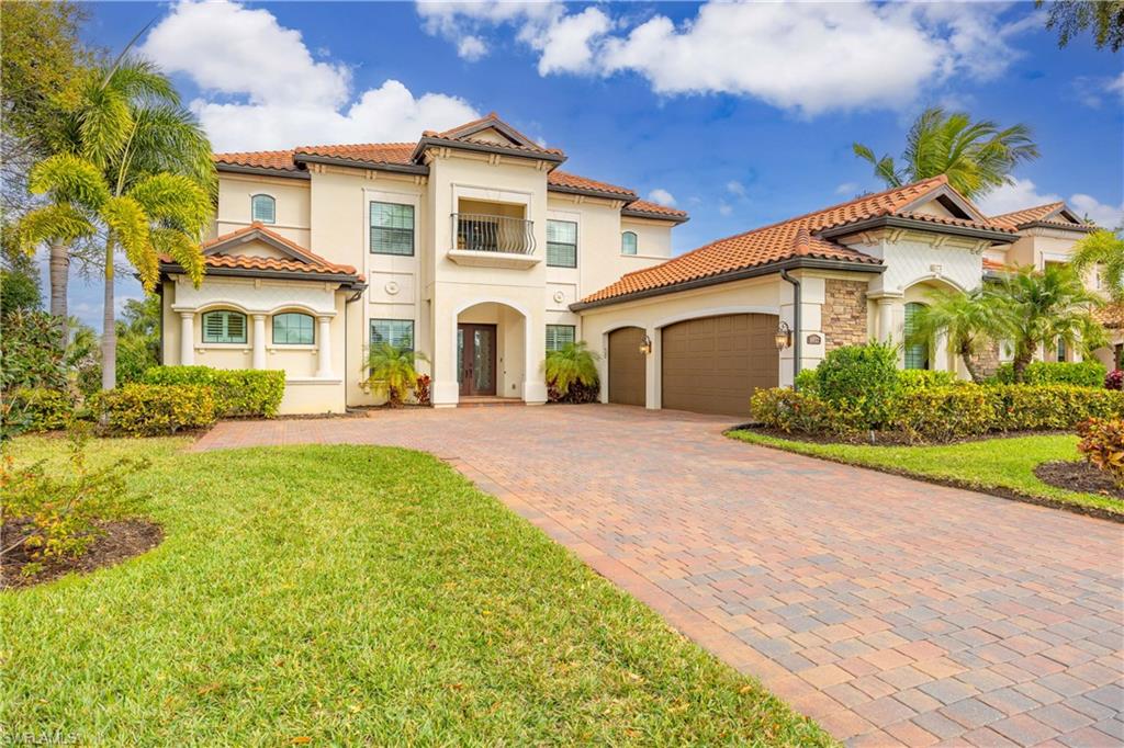 9852 Corso Bello DR, NAPLES FL 34113