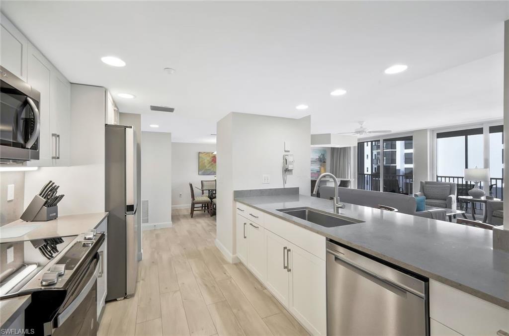 6620 Estero BLVD 504