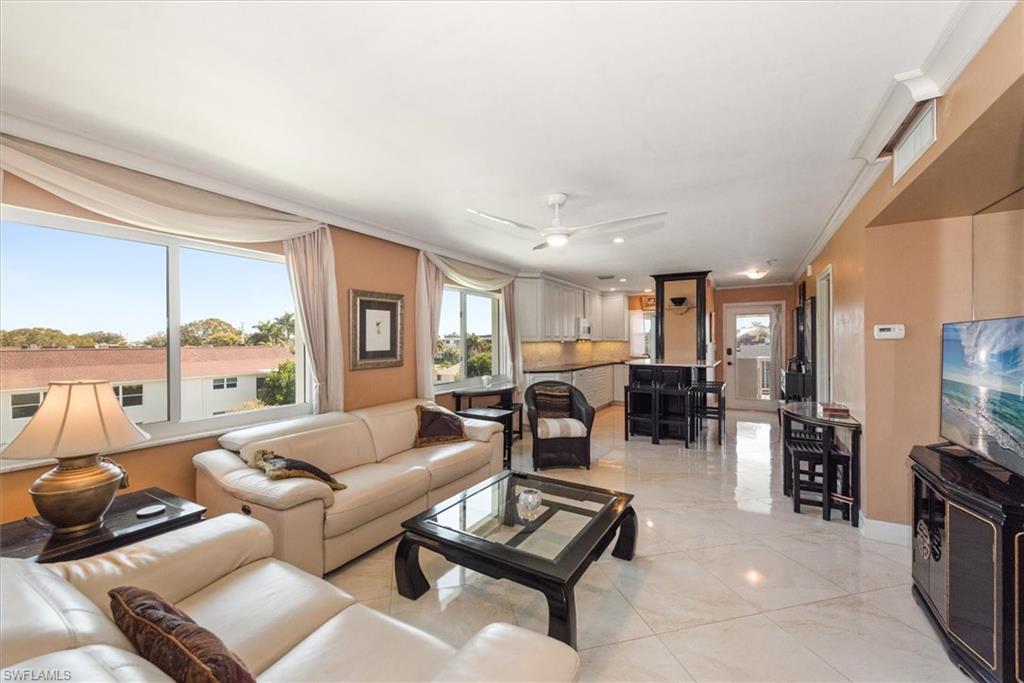 498 Broad AVE S # H498, NAPLES FL 34102