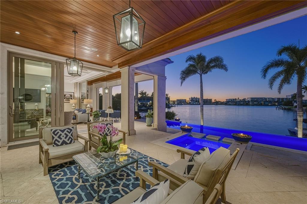 3125 Leeward LN, NAPLES FL 34103