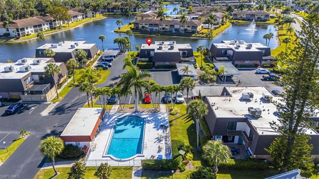 124 Lake Point LN # 2B, NAPLES FL 34112