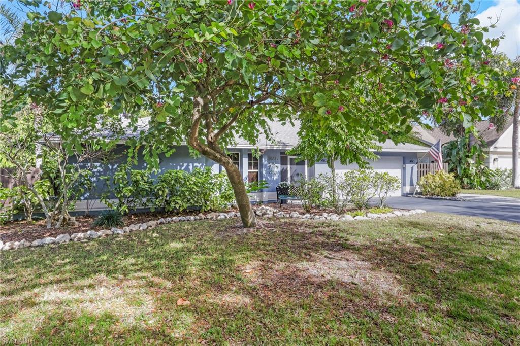 2667 River Reach DR, NAPLES FL 34104