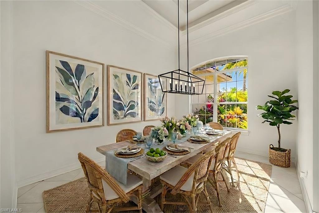 2341 Cheshire LN, NAPLES FL 34109