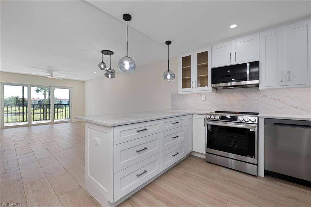 13 High Point CIR N # 206, NAPLES FL 34103