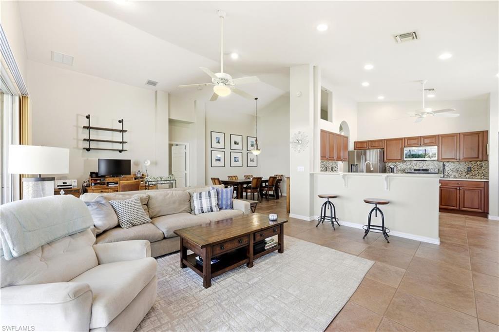 20047 Castlemaine AVE