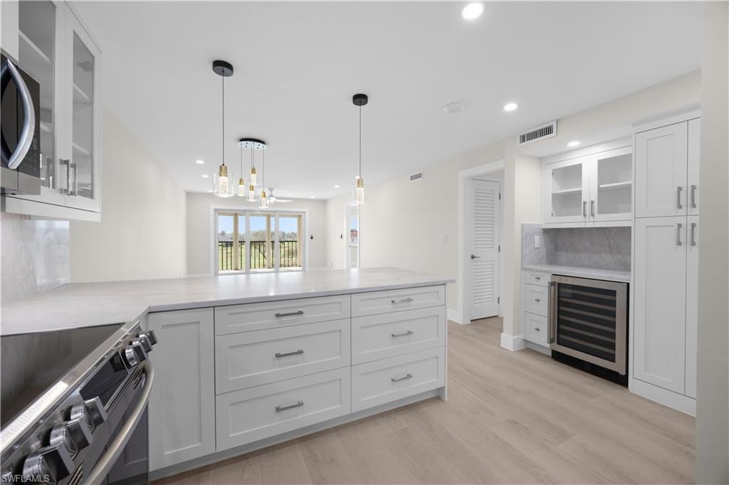 21 High Point CIR E 409