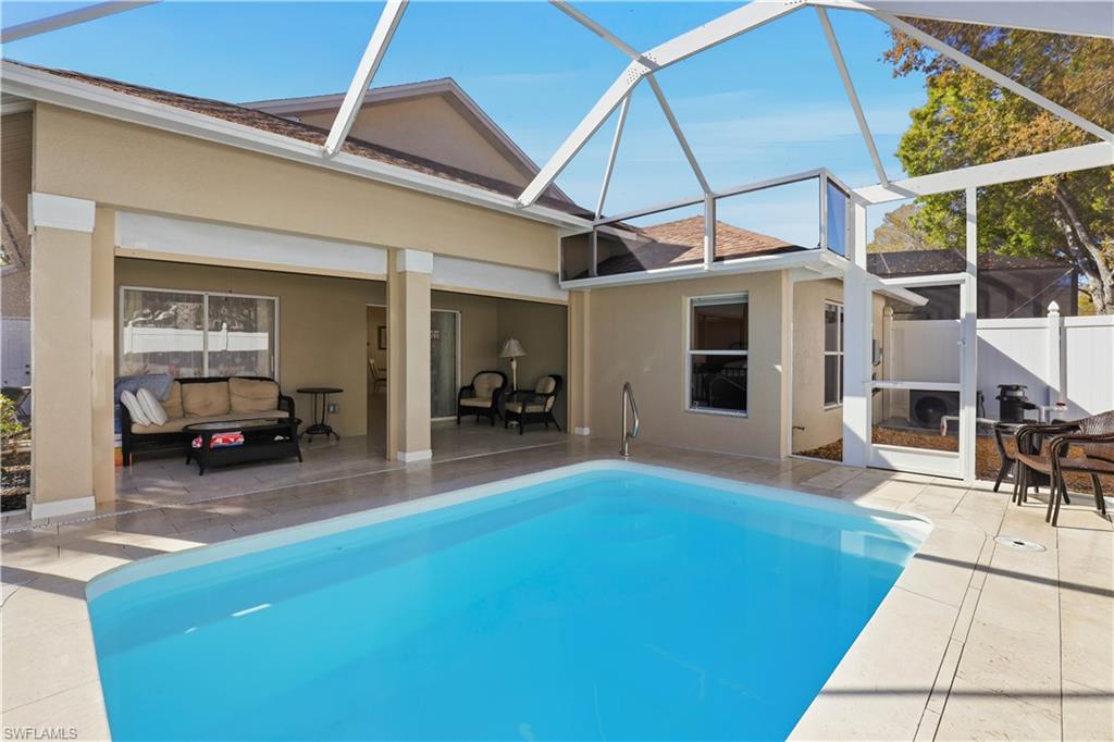 1087 Silverstrand DR, NAPLES FL 34110