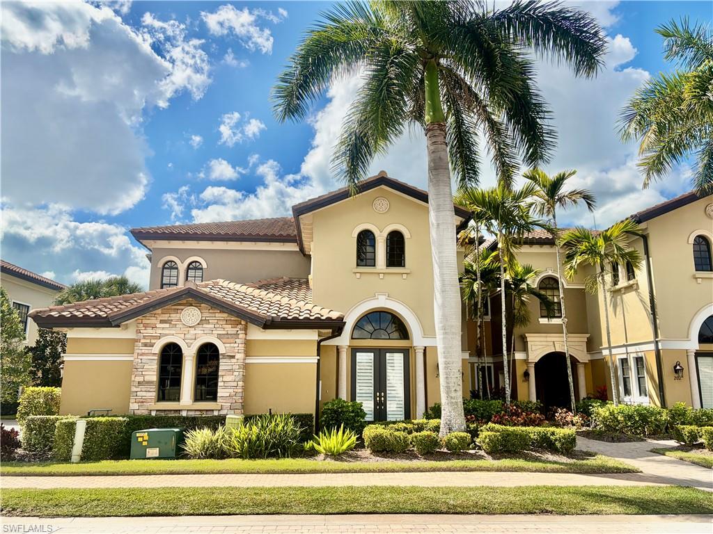 9109 Prima WAY # 201, NAPLES FL 34113