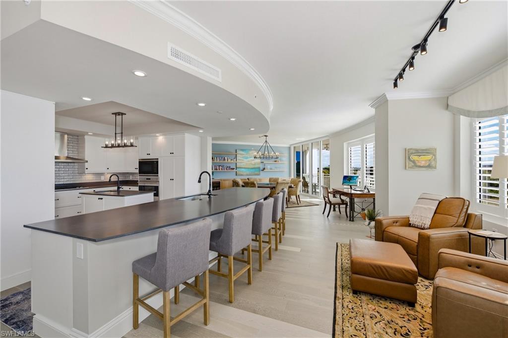 13665 Vanderbilt DR # 501, NAPLES FL 34110