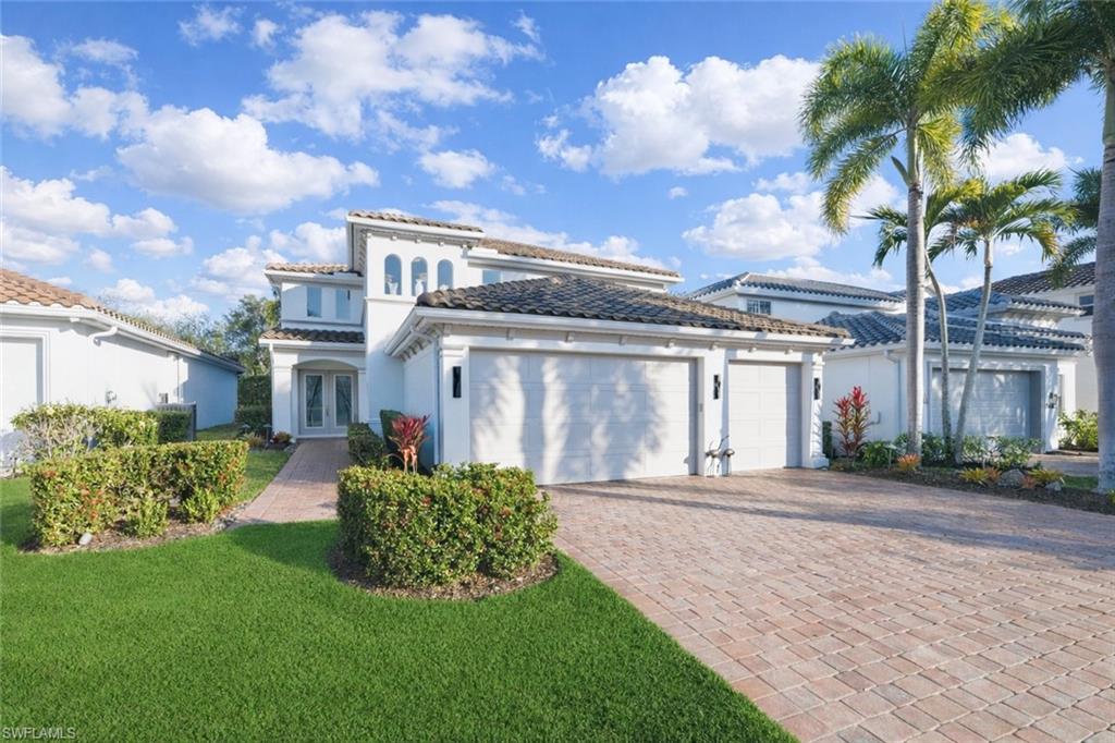 5686 Lago Villaggio WAY, NAPLES FL 34104