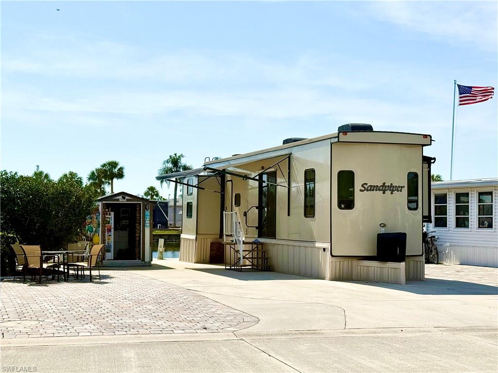 564 Cattleya Refuge 564