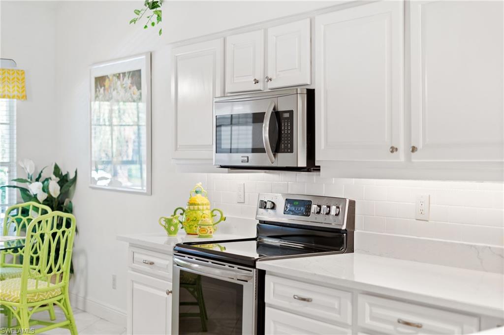 1950 Willow Bend CIR # 204, NAPLES FL 34109