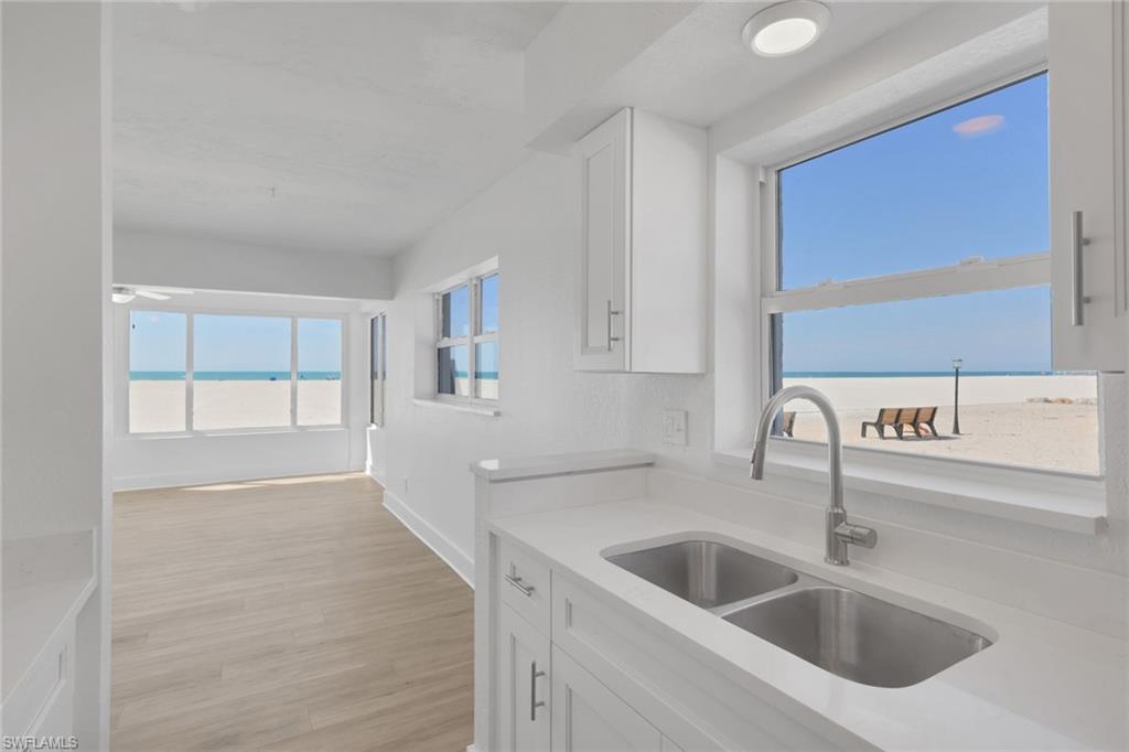 6500 Estero BLVD D123