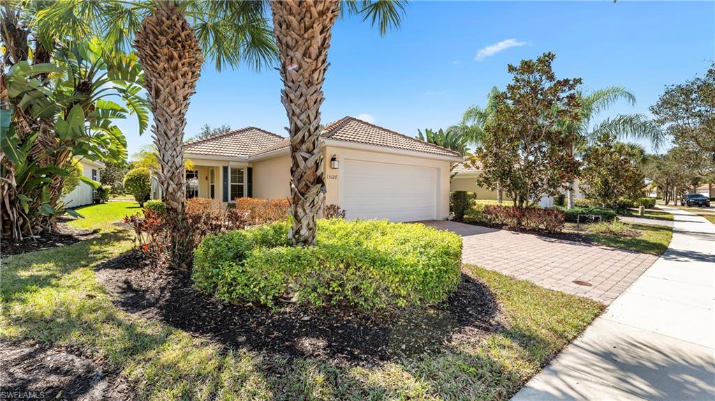 15127 Reef LN