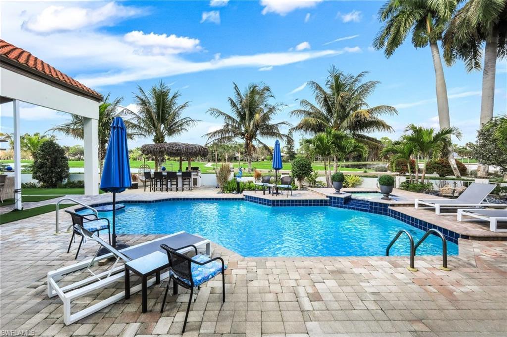 4401 Pond Apple DR S