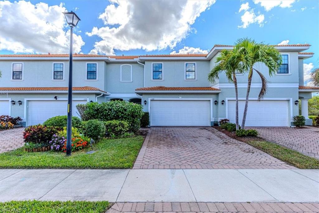 15389 Summit Place CIR # 286, NAPLES FL 34119