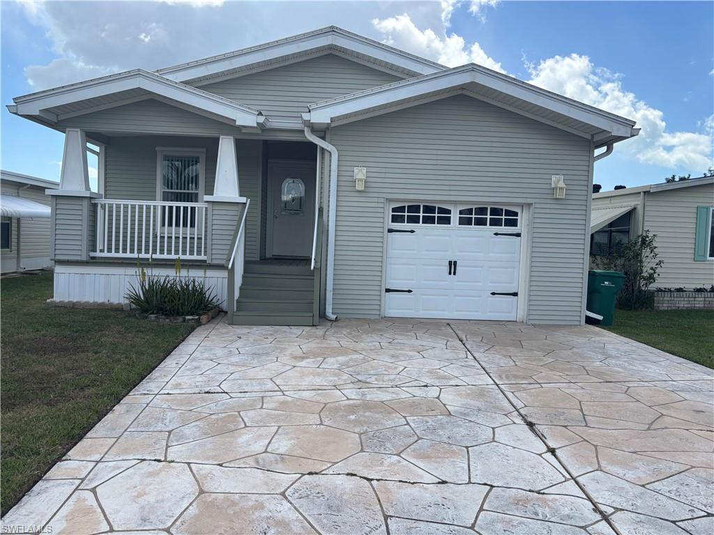 12 Aquamarine AVE 12Q